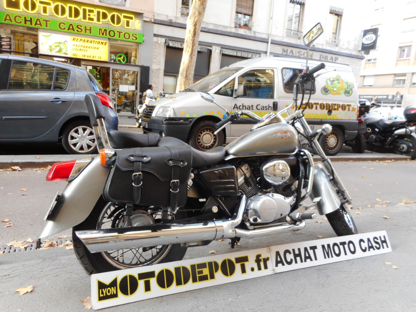Moto depot Motos d’occasion collection honda, SHADOW 125 HONDA GRIS